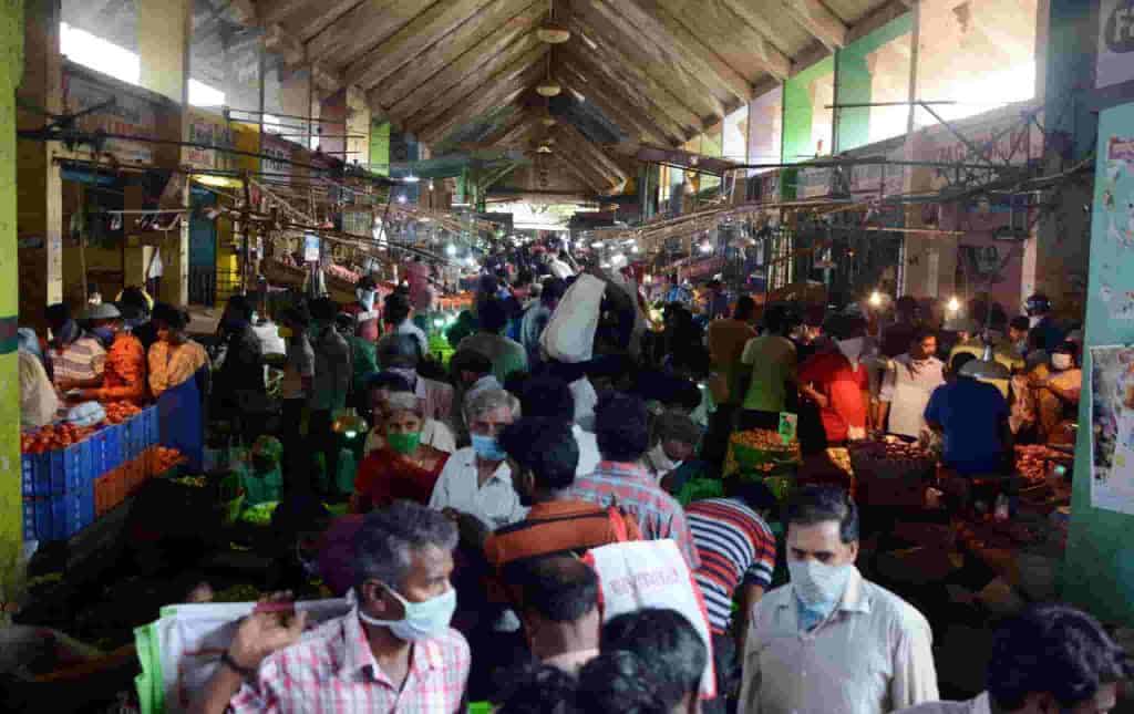 koyambedu-market-crowed-updatenews360