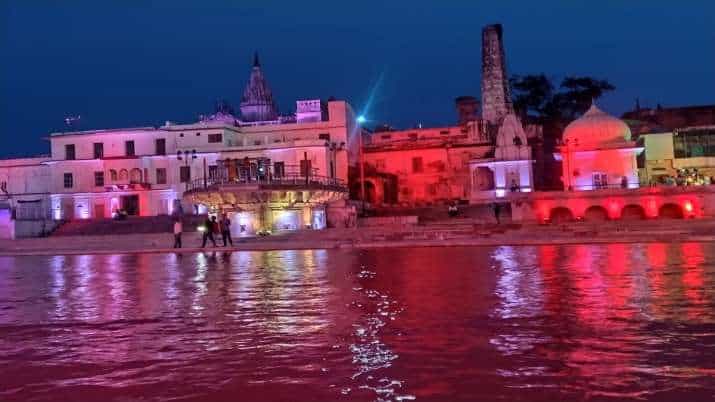 வண்ண விளக்குகளால் அலங்கரிப்பு..! ஜொலிக்கும் அயோத்தி..! ராமர் கோவில் பூமி பூஜைக்கு அனைத்து ஏற்பாடுகளும் ரெடி..! - Update News 360 | Tamil News Online | Live News ...