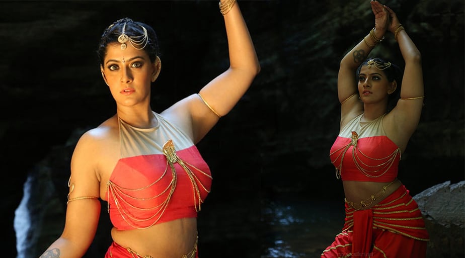 Varalaxmi Sarathkumar_Actress