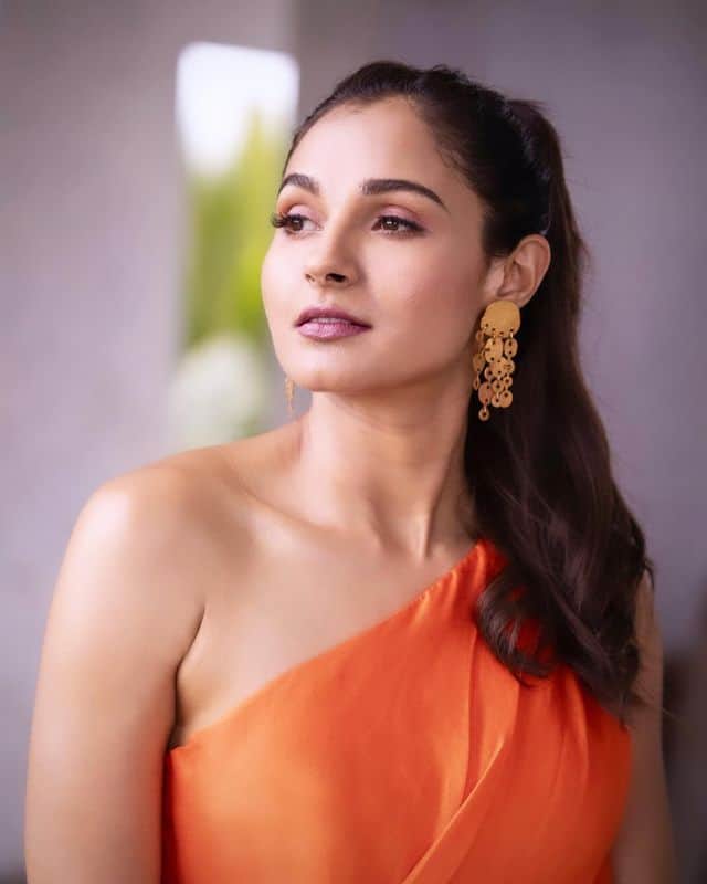 andrea jeremiah_updatenews360