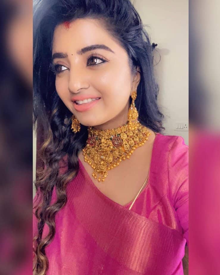 vj mahalakshmi -updatenews360.jpg 1