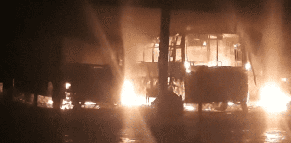 bus fire - updatenews360
