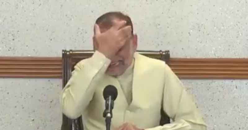 MP Cry in Pressmeet - Updatenews360