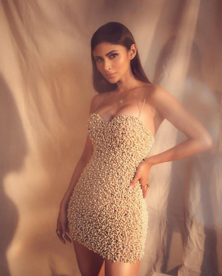 mouni roy - updatenews360