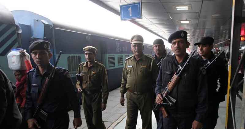 Gang Rape in Train - Updatenews360