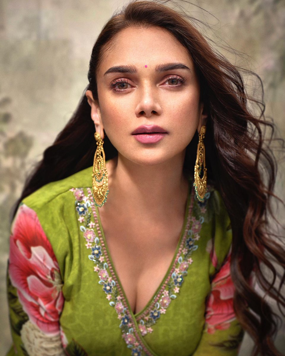 aditi rao hydari -updatenews360 2