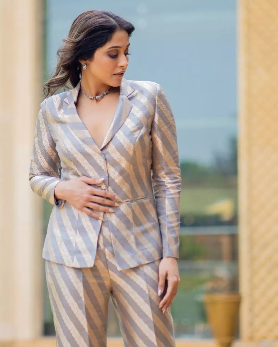 Regina Cassandra - updatenews360