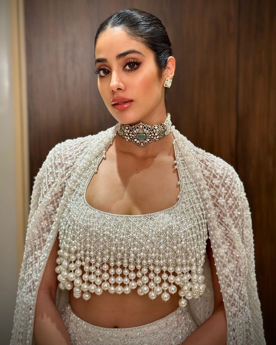 janhvi kapoor-updatenews360