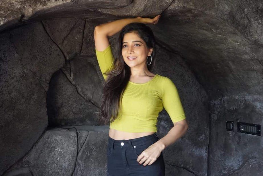 sakshi agarwal - updatenews360