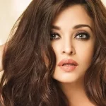 உலக அழகியா இது? ஐஸ்வர்யா ராயின் முகத்தை பார்த்து அதிர்ந்துப்போன ரசிகர்கள் – மனச தேத்திட்டு பாருங்க!