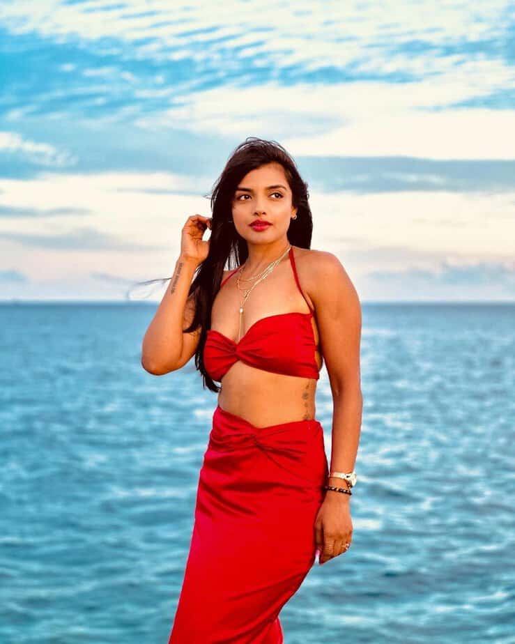 ashna zaveri - updatenews360