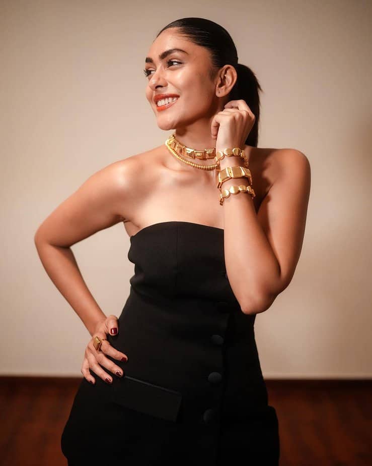 mrunal thakur - updatenews360