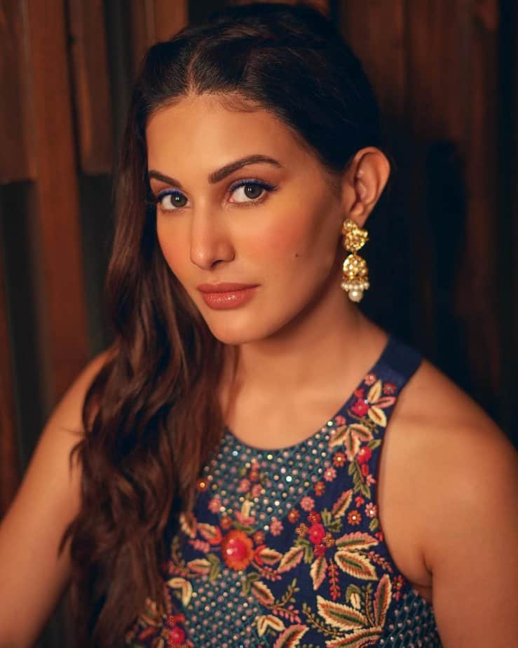 amyra dastur - updatenews360