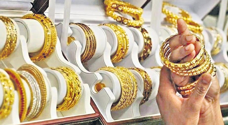 Gold and Silver rate ; புதிய உச்சத்தில் தங்கம் விலை… ரூ.52 ஆயிரத்தை எட்டி விற்பனை ; அதிர்ச்சியில் நகை பிரியர்கள்..!!!