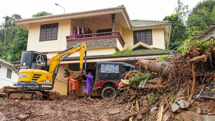 80-actress-donated-1-crore-to-wayanad-landslide