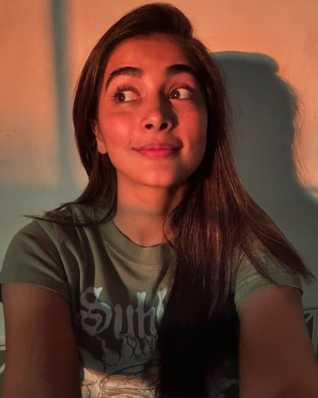 Pooja Hegde Viral Photos