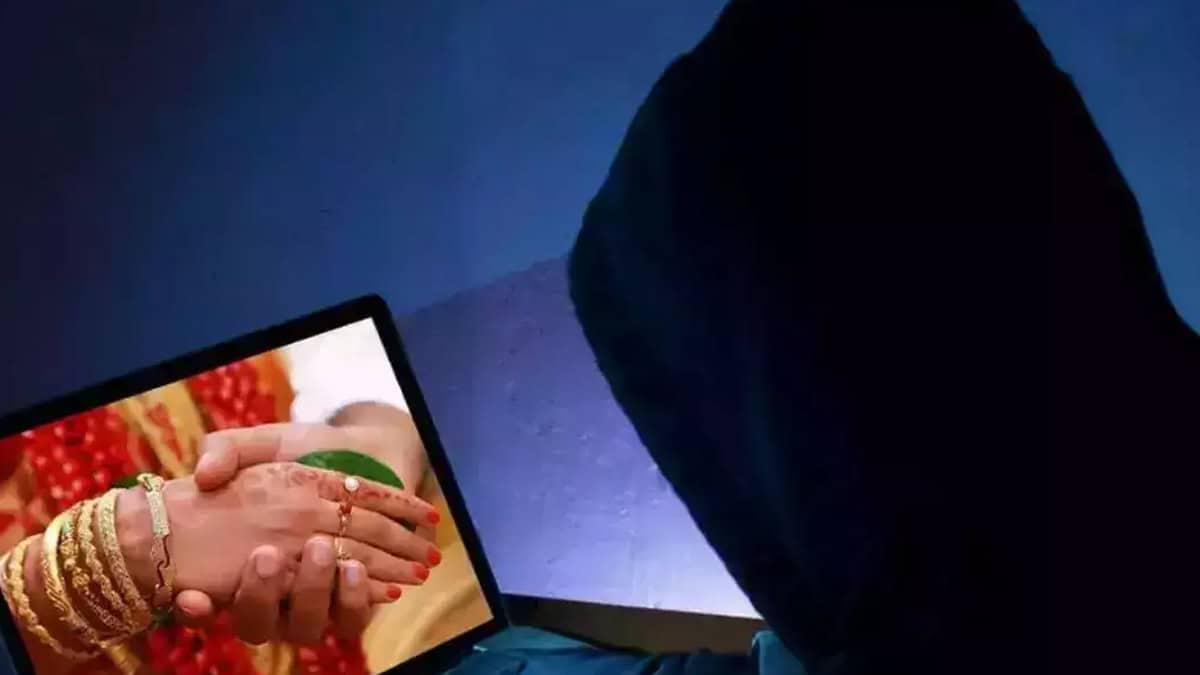 Salem Priya cheating men via matrimonial app in Coimbatore