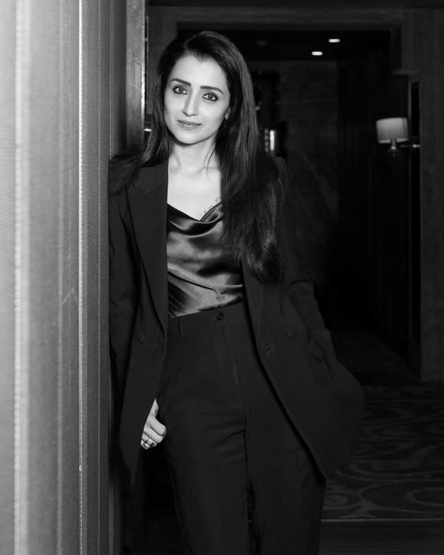 Trisha Stunning Photos