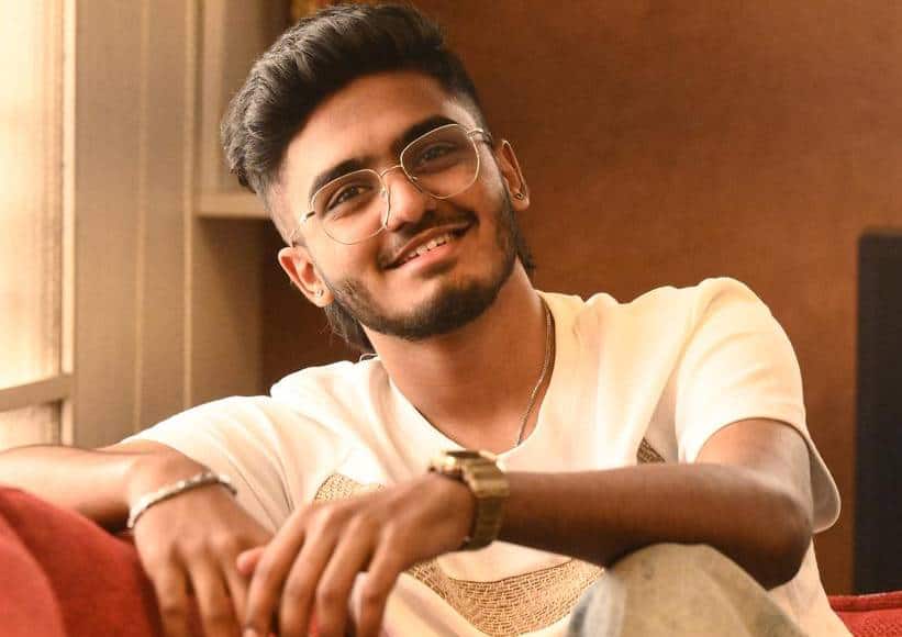 sai abhyankkar is the music director for allu arjun atlee project