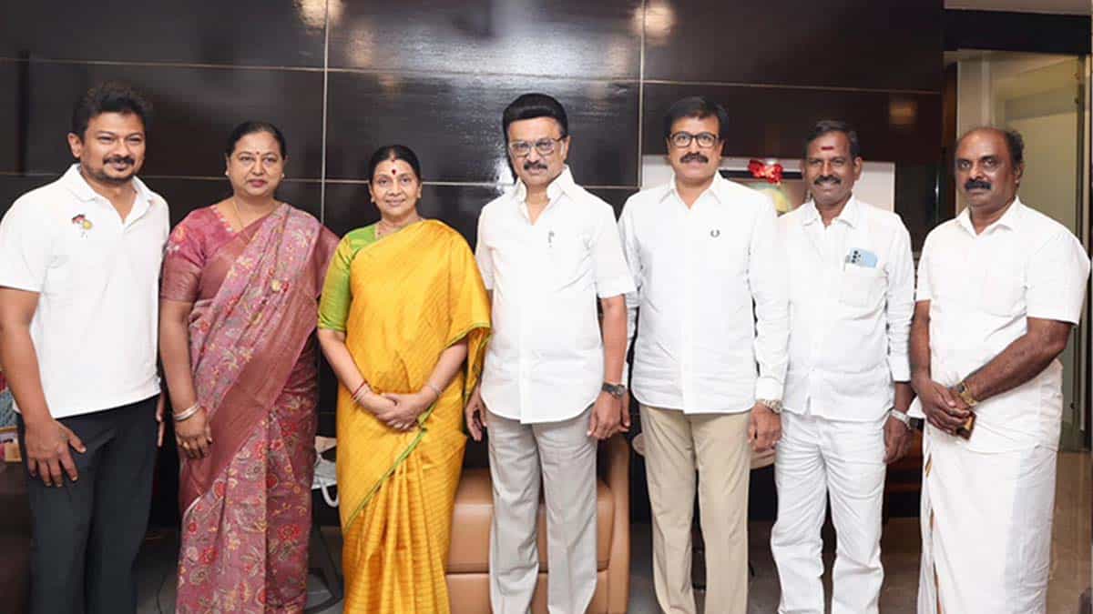நலம் விசாரிப்பா? தேர்தல் கூட்டணியா? முதலமைச்சர் ஸ்டாலினை சந்தித்த பிரேமலதா : அரசியலில் டுவிஸ்ட்!