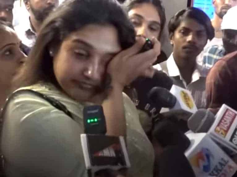 vanitha vijayakumar said that she should have once go to ilaiyaraaja house as a daughter in law