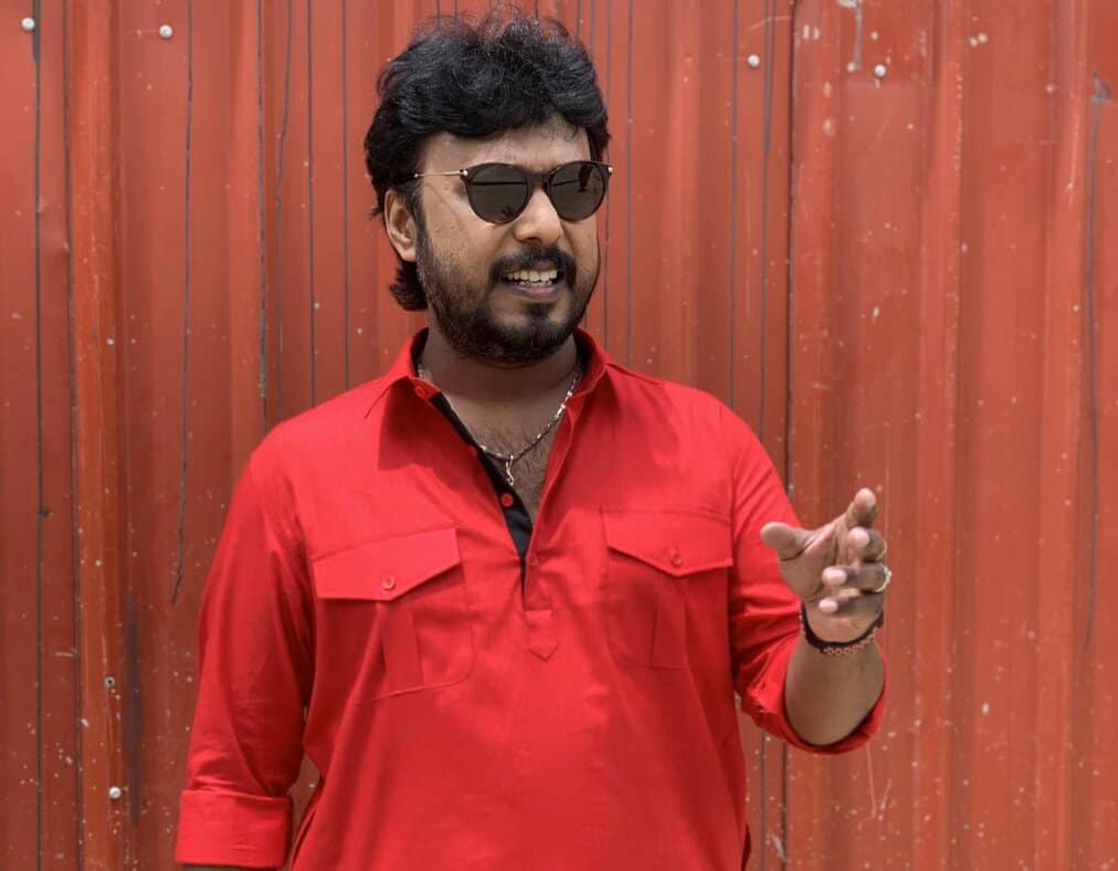 Actor aadhavan criticize blue sattai maran