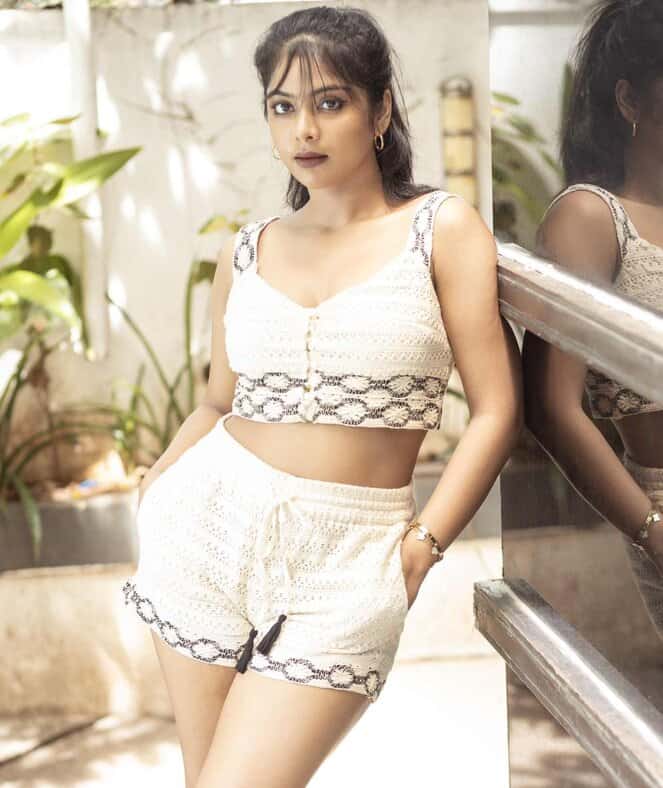 Shrita rao acting with original lion
