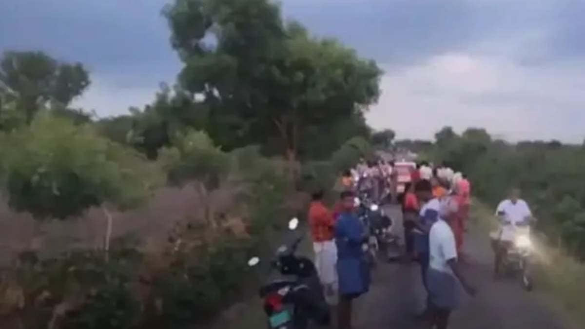 வீட்டுக்குள் நிர்வாணமாக கிடந்த பெண்ணின் சடலம்… உலுக்கி போட்ட ஷாக் சம்பவம்!
