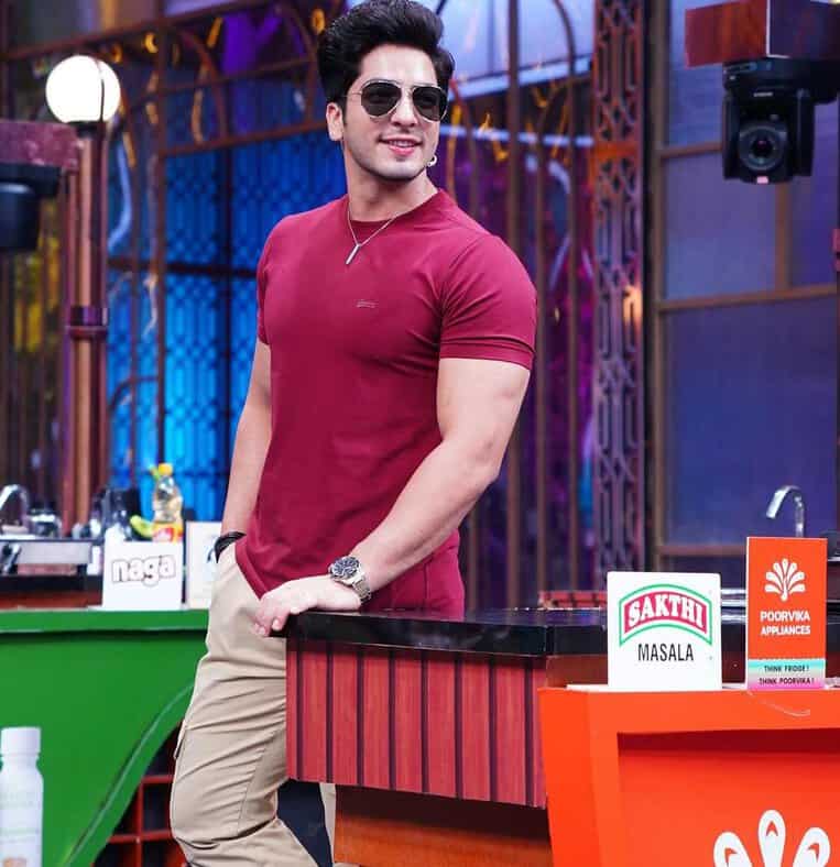 Actor umair participating as a contestant in bigg boss season 9