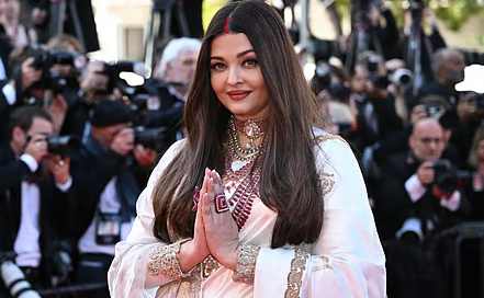 Aishwarya Rai seek court to stop her images using without permission