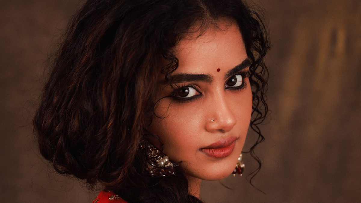 Anupama parameswaran shared the secret about watching horror films