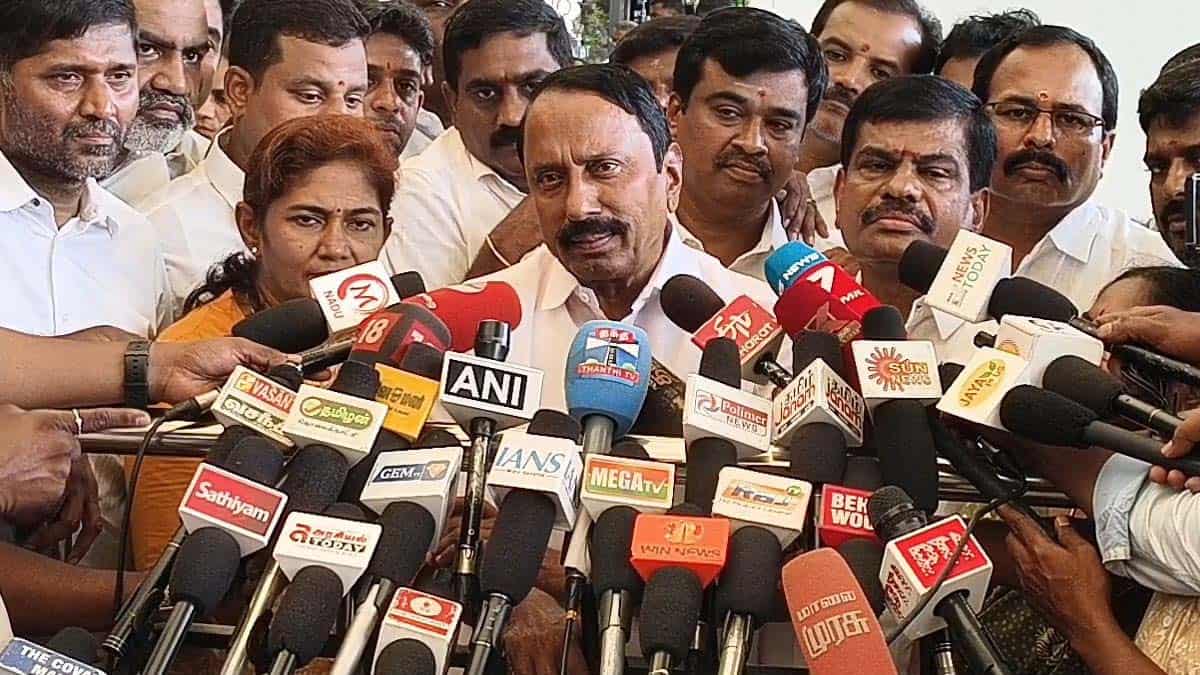 அமித்ஷாவை சந்தித்து பேசியது என்ன? செய்தியாளர்களிடம் பகிர்ந்த முன்னாள் அமைச்சர் செங்கோட்டையன்!